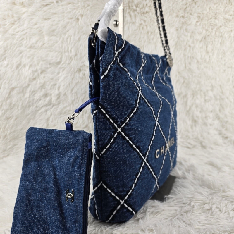 Ch**el hobo 22 bags